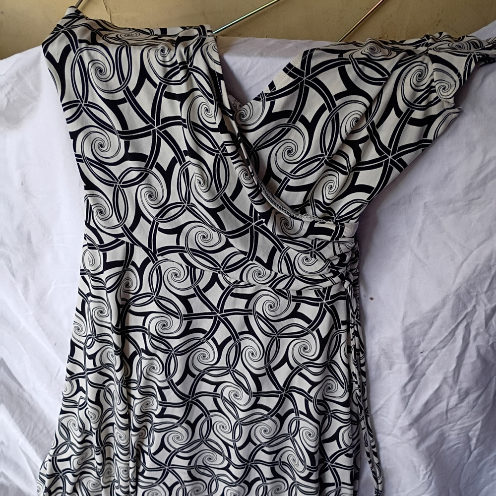 dressbarn One Shoulder Black and White Swirl Dress